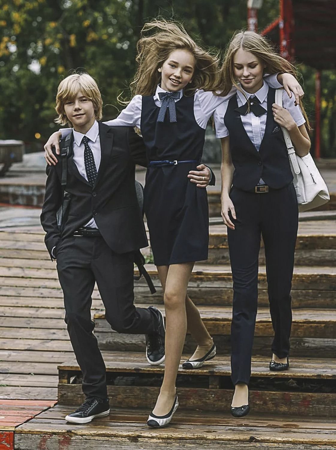 Классический стиль в одежде для девочек