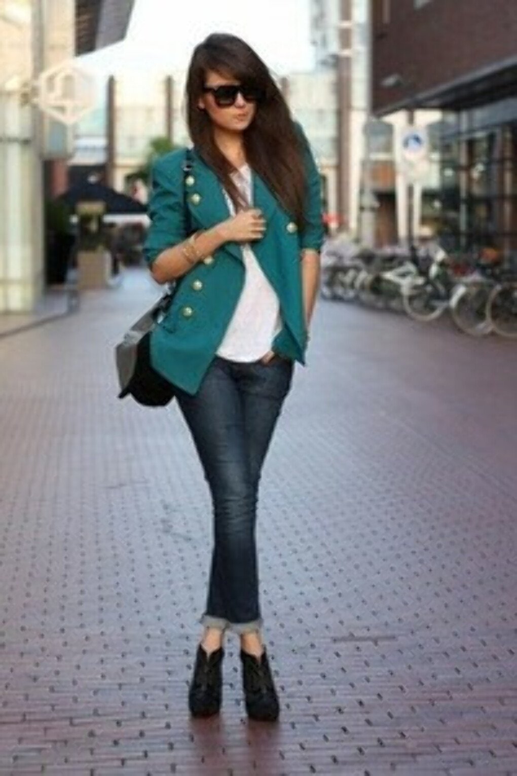 Модный образ джинсы, и Жак т