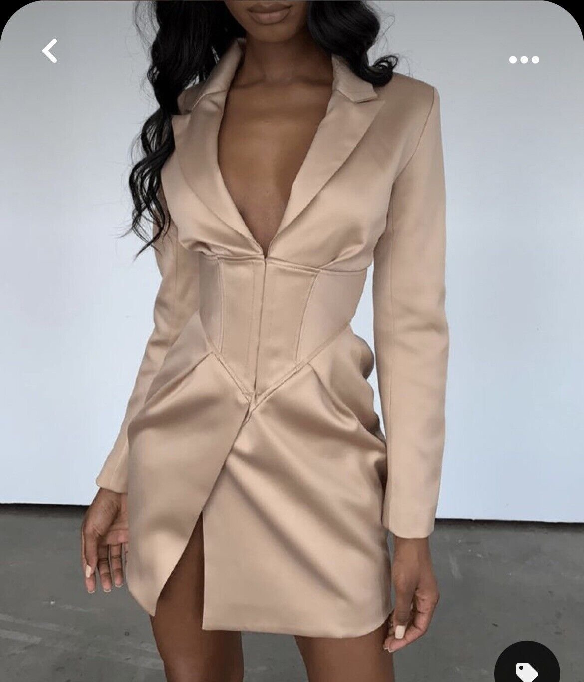 Атласное платье с пиджаком