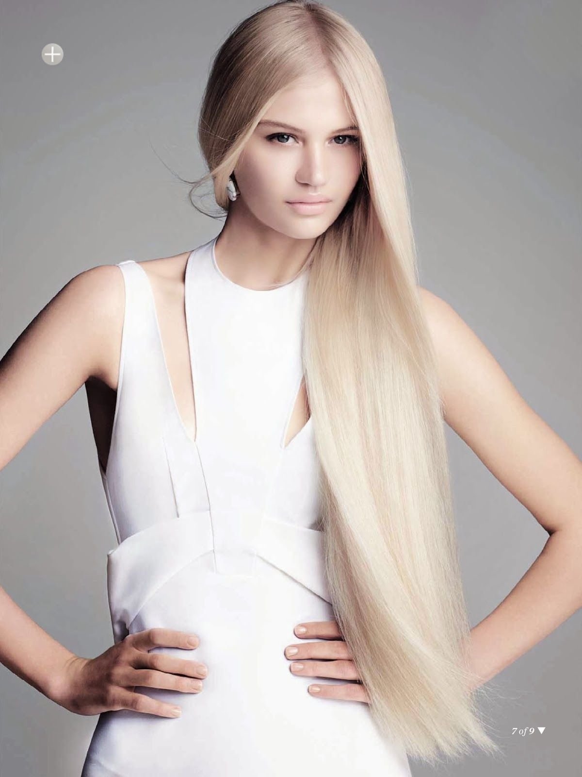 Красивые длинные светлые волосы