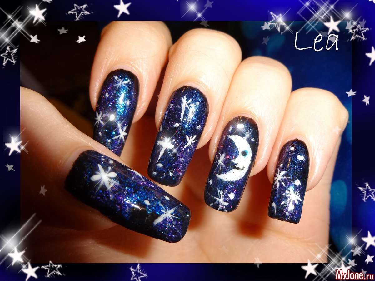 Маникюр с луной и звездами