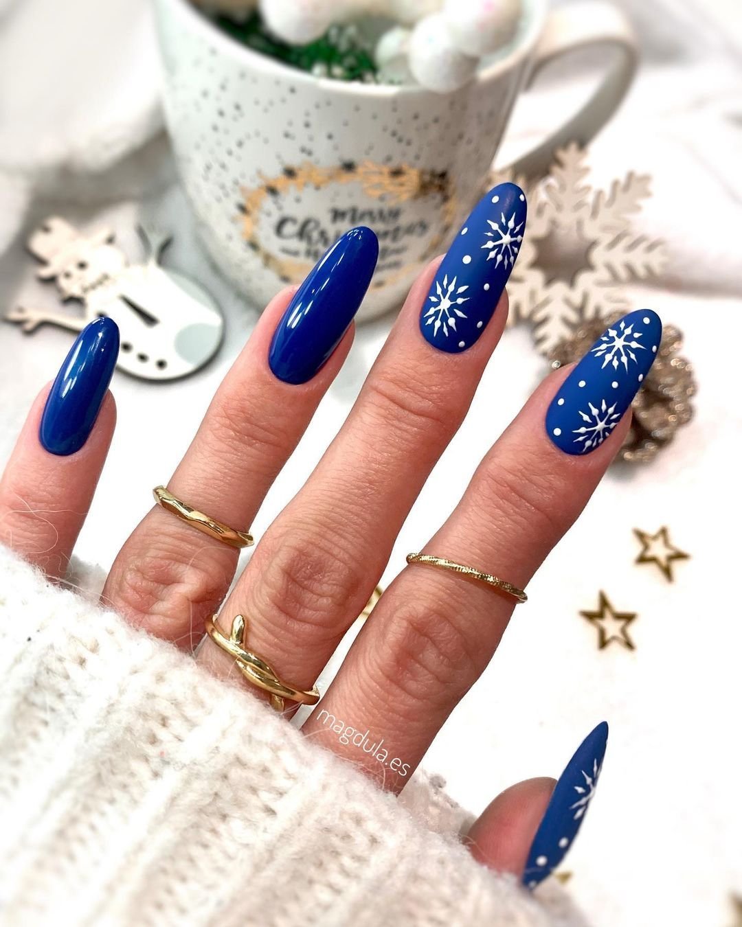 Новогодние ногти 2022