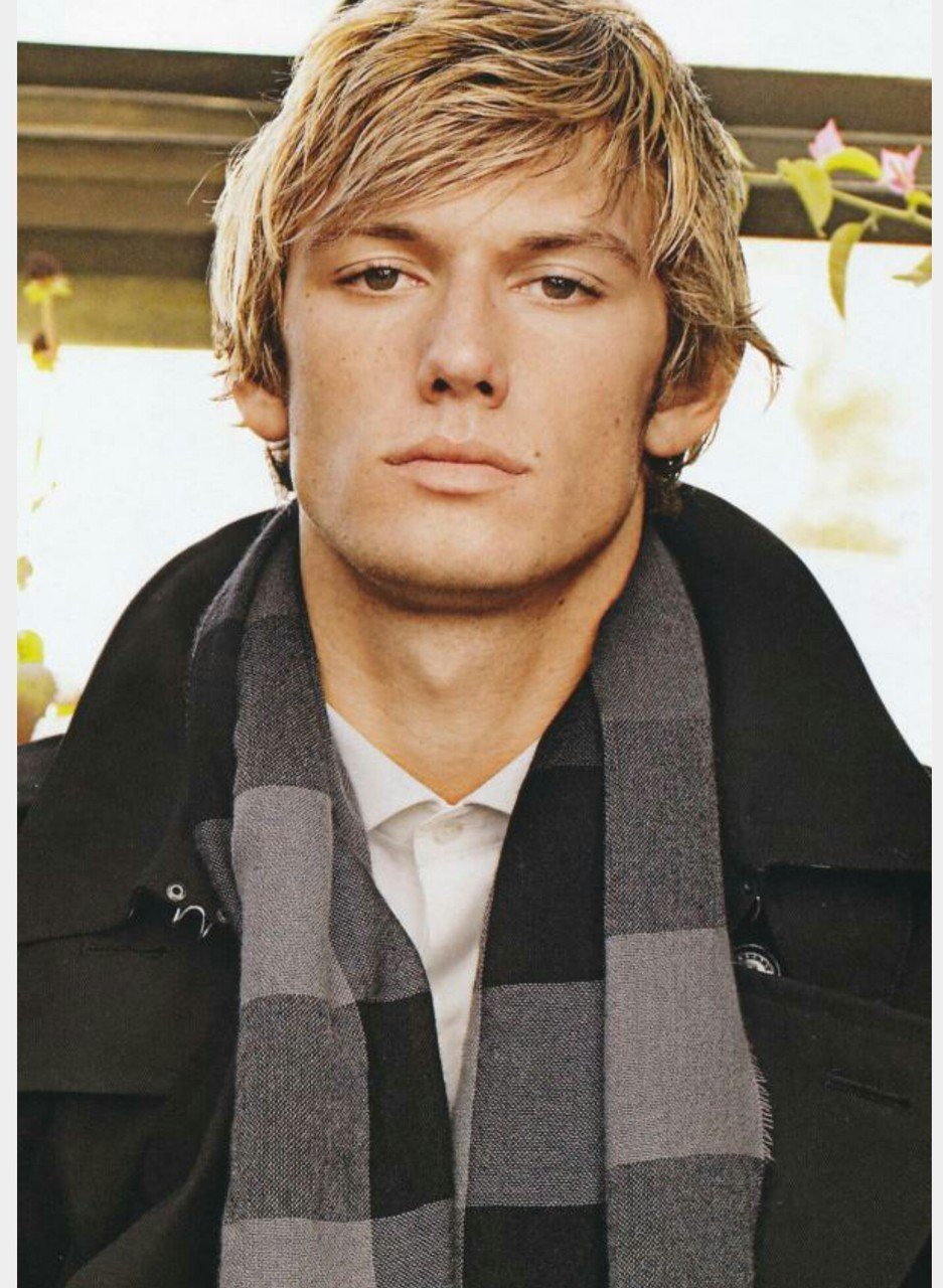 Филипп Леблон Алекс Петтифер