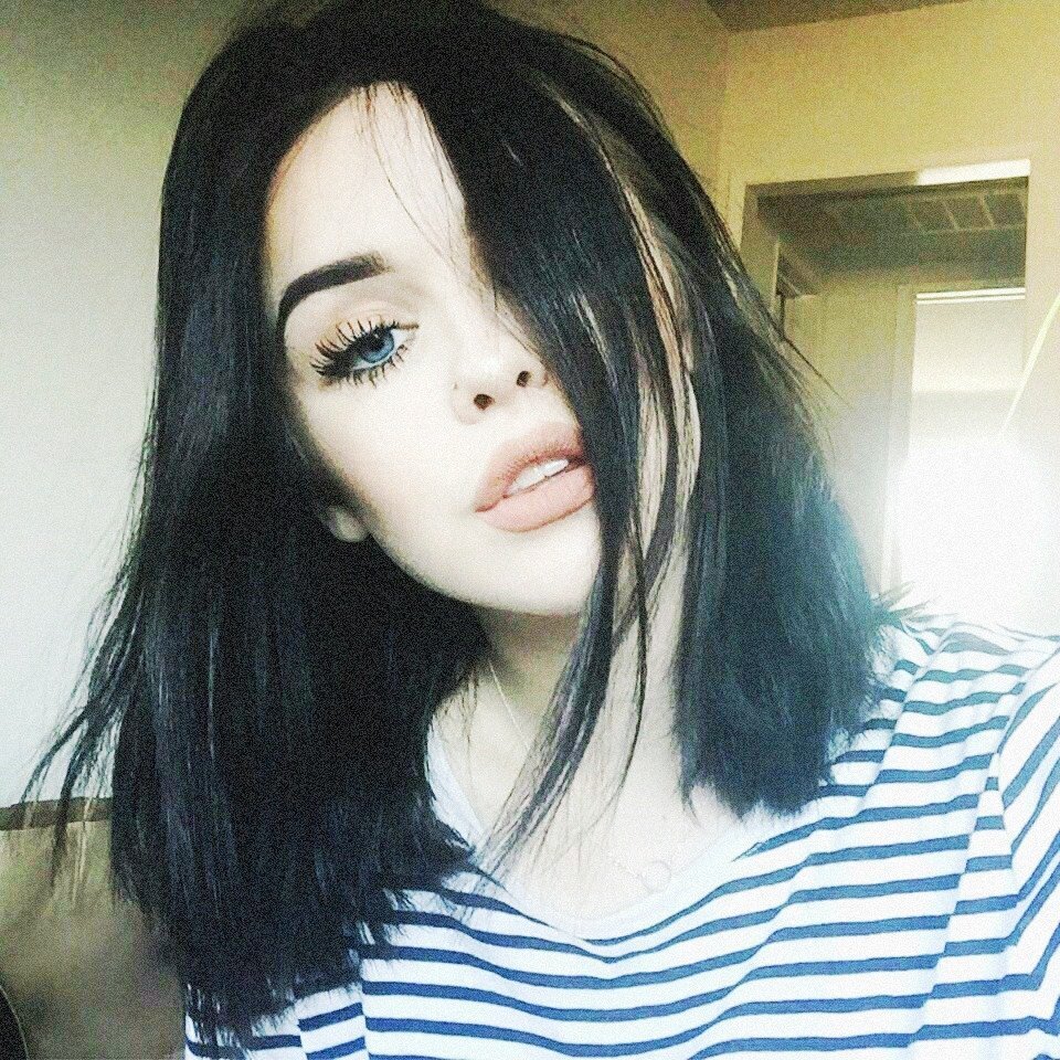 Акация Бринли Инстаграмм