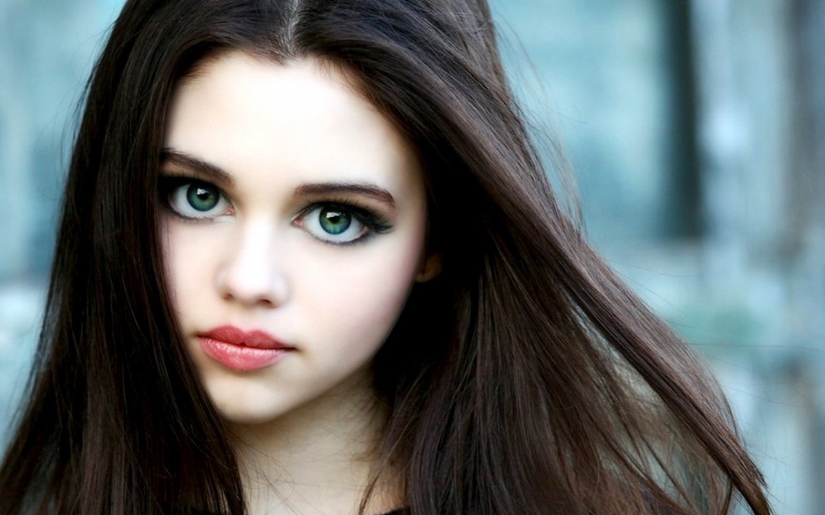 Индиа Айсли цвет глаз