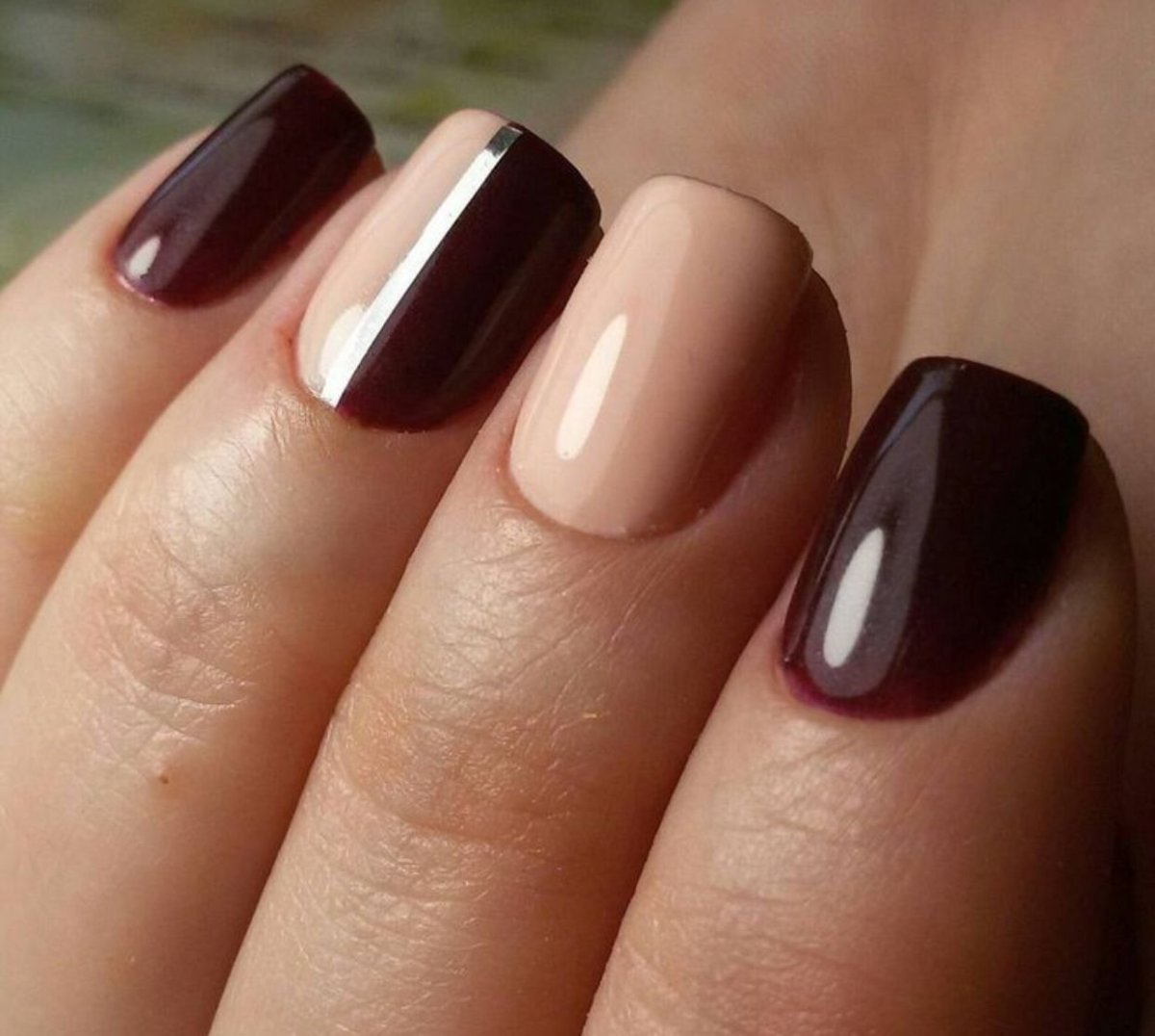 Маникюр шоколадного цвета