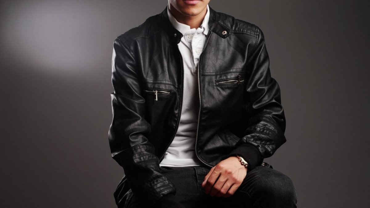 Визитка мужские куртки