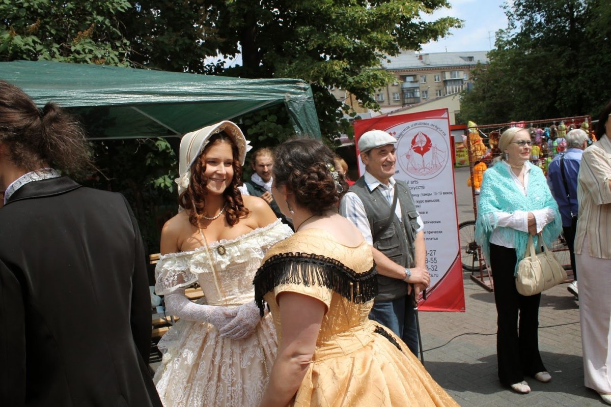 Прическа на Пушкинский бал