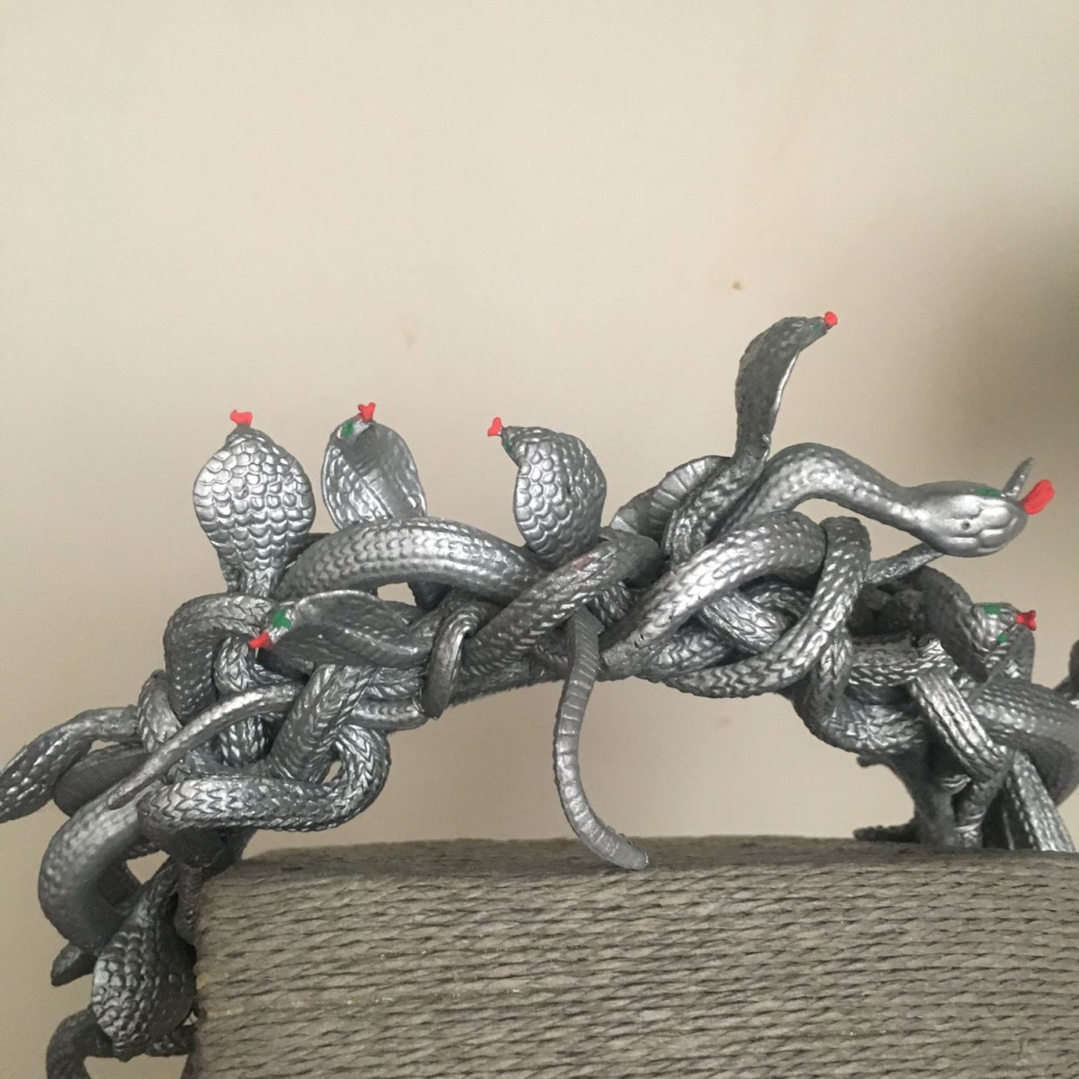 Ободок медуза Горгона