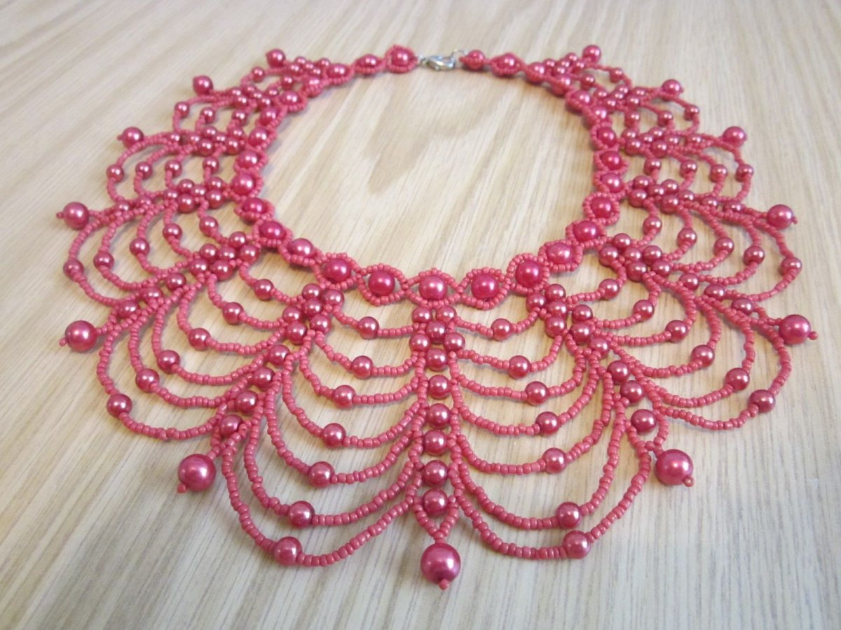 Ажурное плетение бисером колье