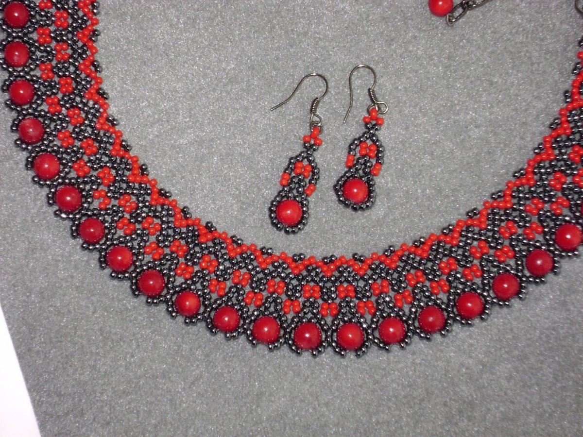 Традиционные украшения из бисера