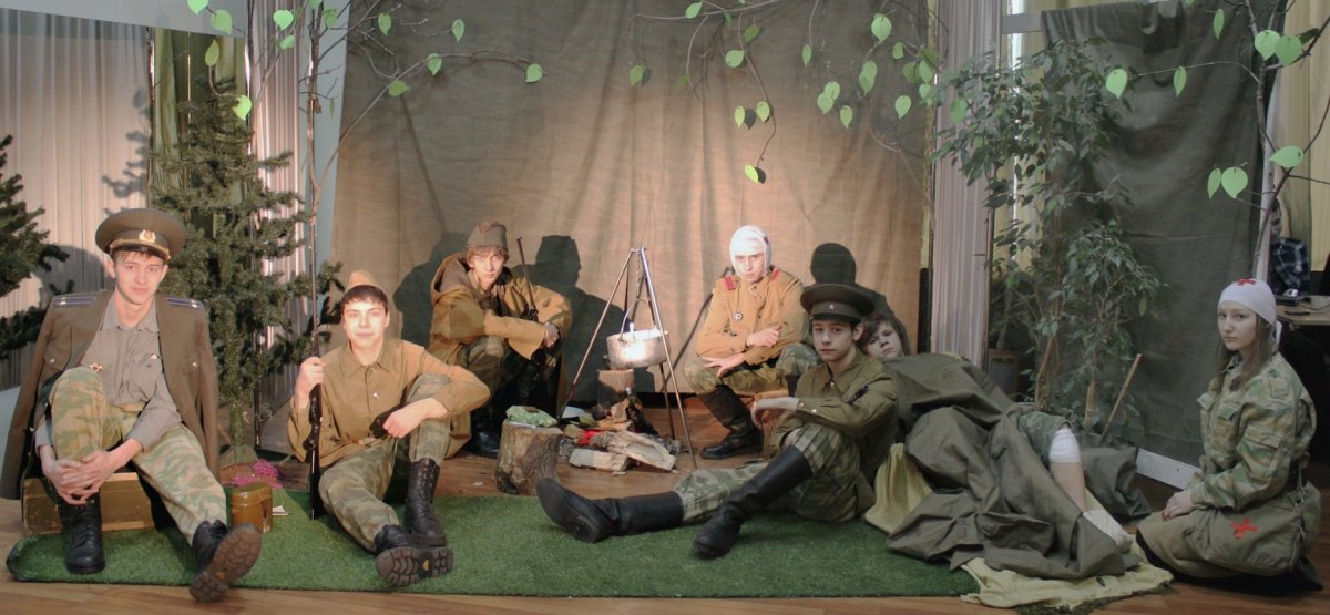 Военные декорации