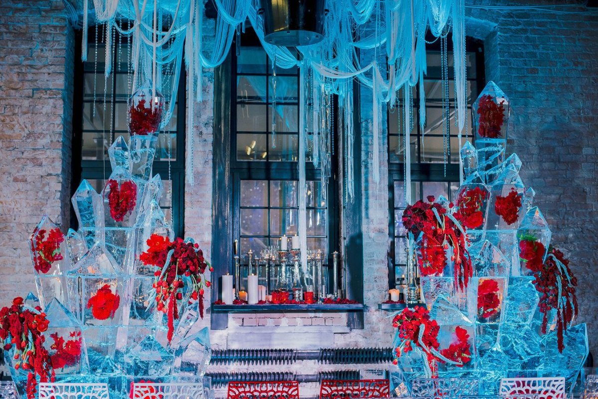 Ледяные декорации