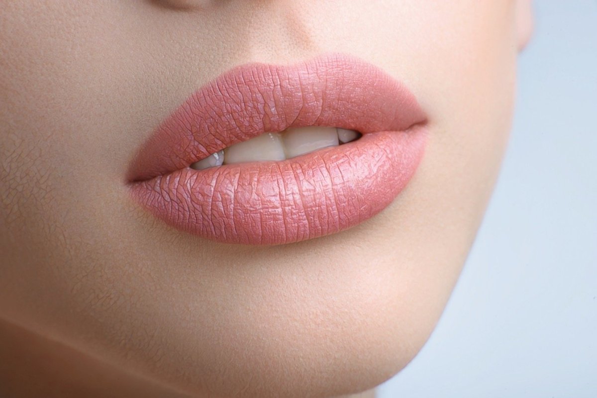 Красивая форма губ