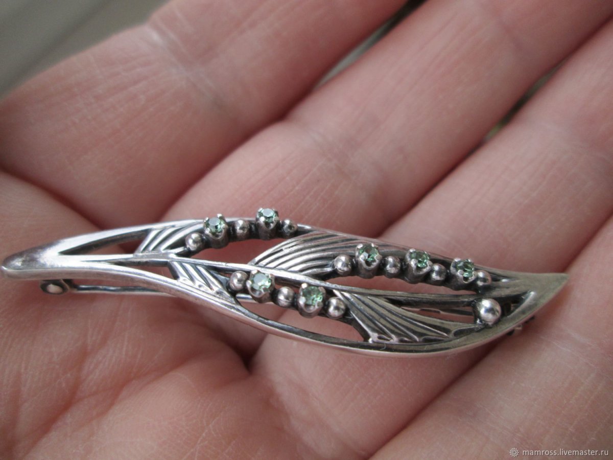 Советские серебряные броши