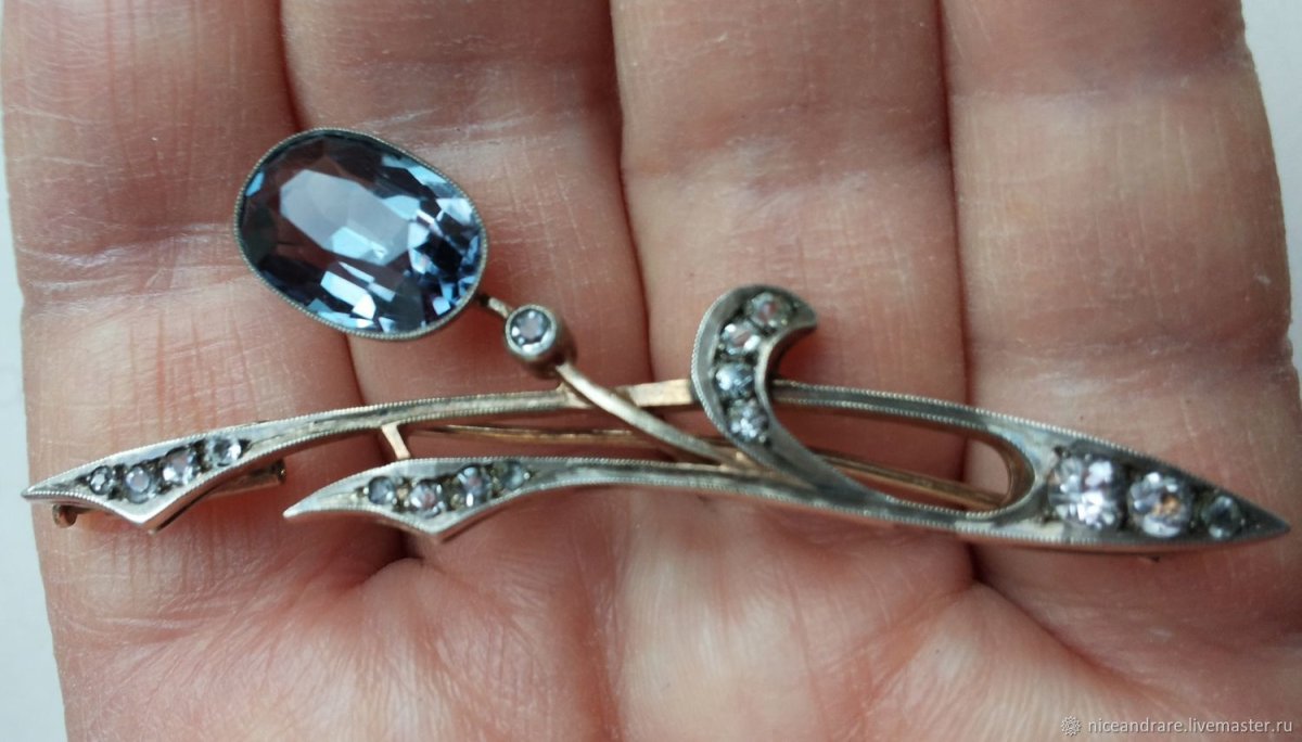 Брошь серебро 875 александрит