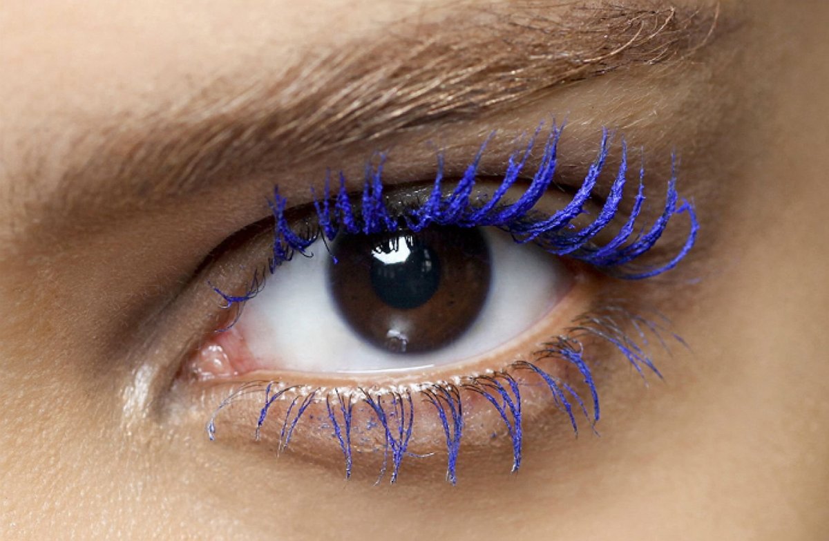 Ресницы синие
