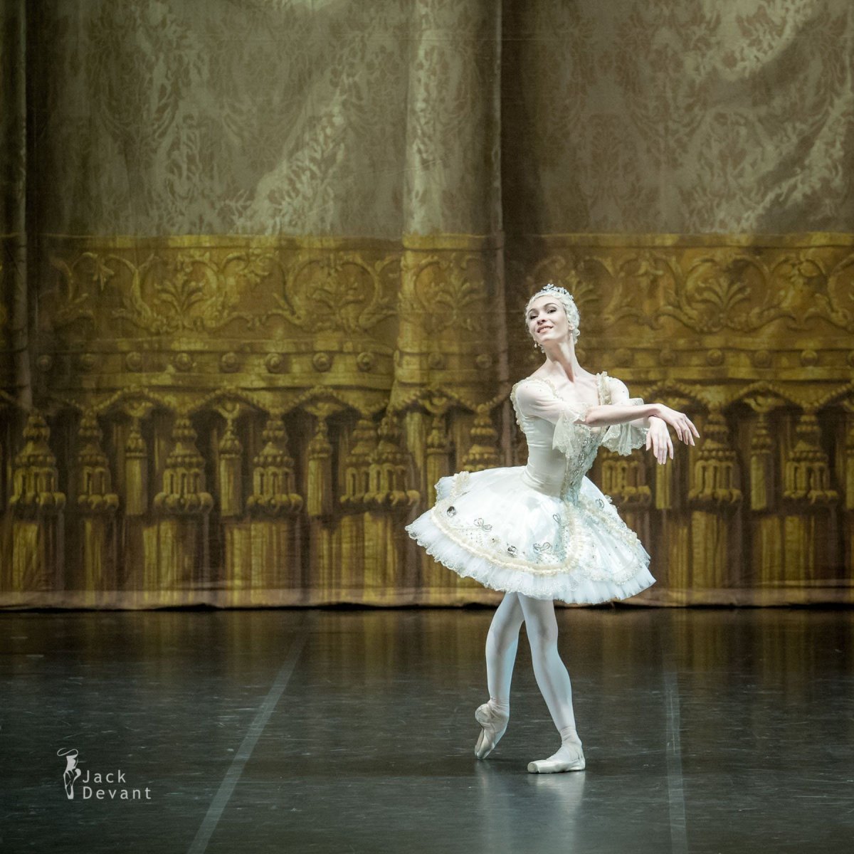 Аврора из балета спящая красавица