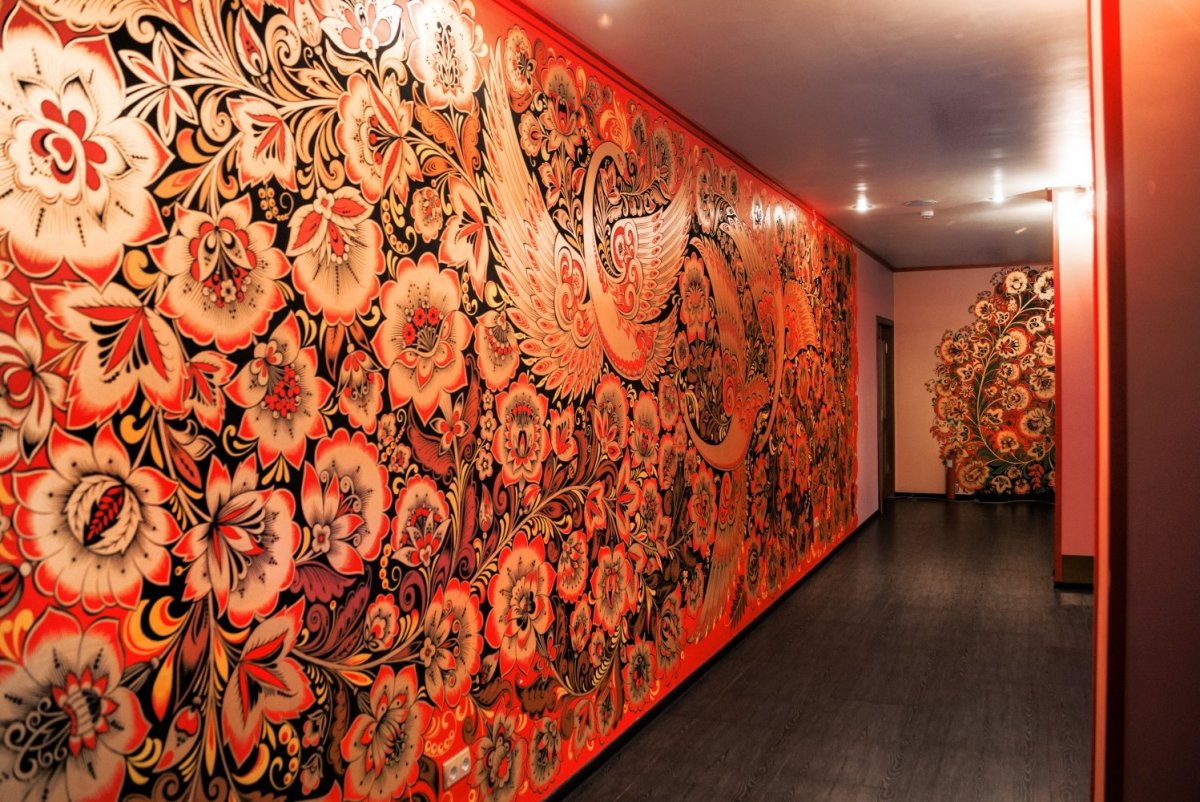 Интерьер в стиле Хохлома