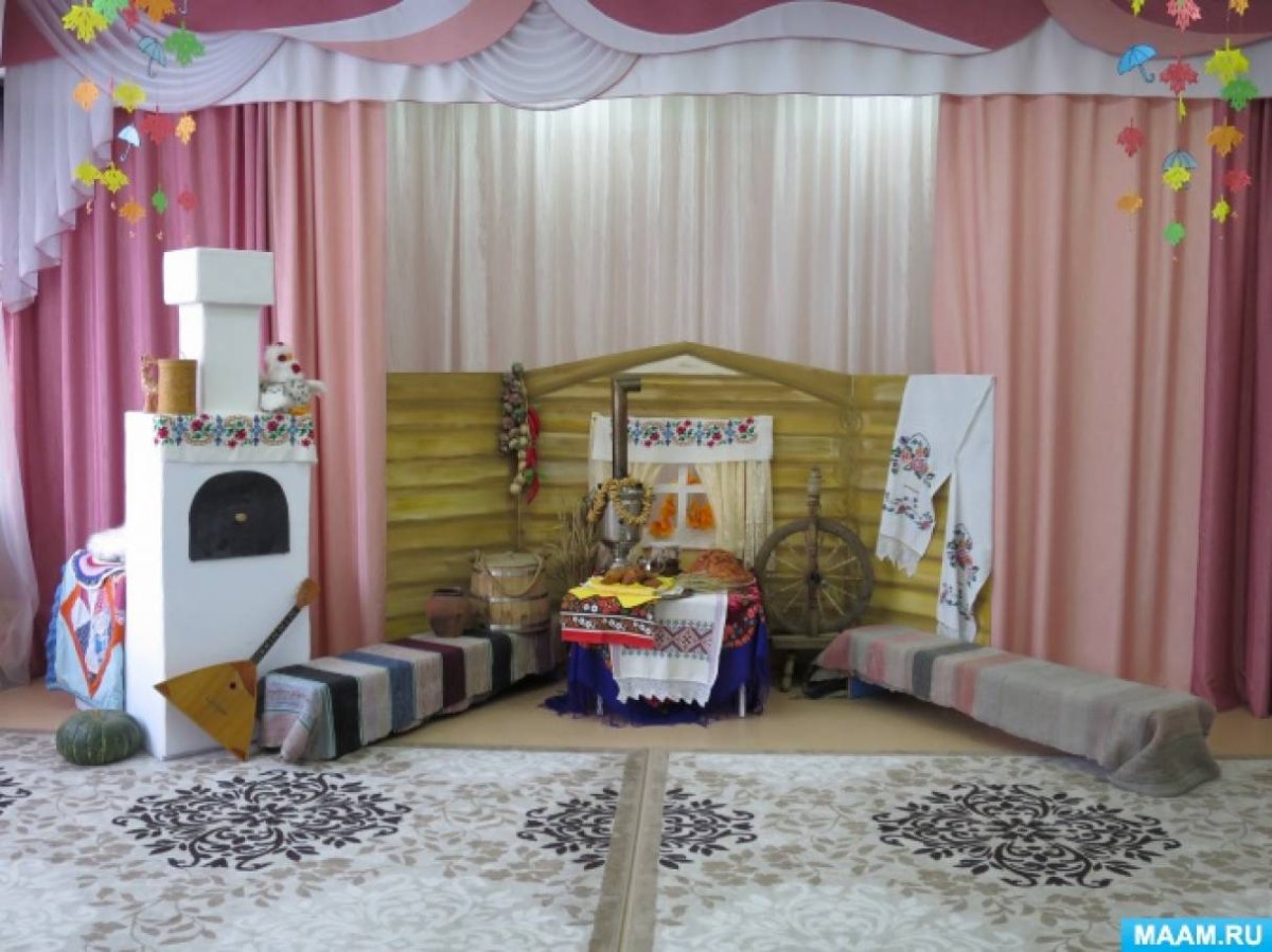 Украшение зала в народном стиле детский сад