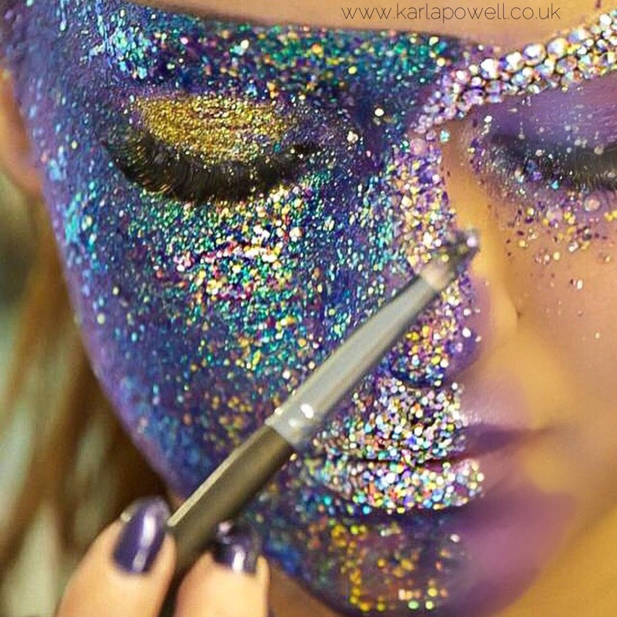 Макияж с блёстками для детей