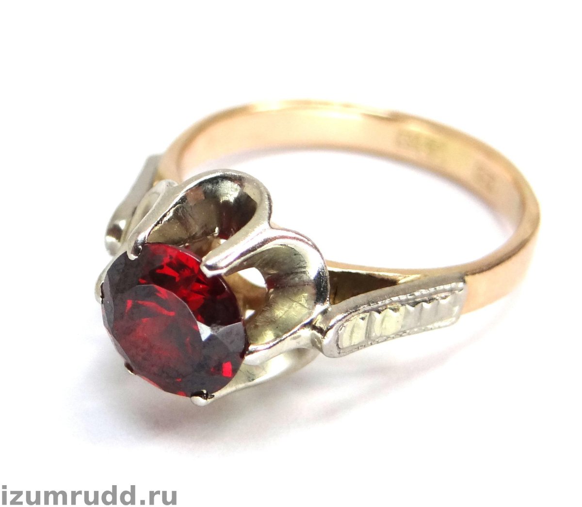 Кольцо тюльпан на Агате Волгоград