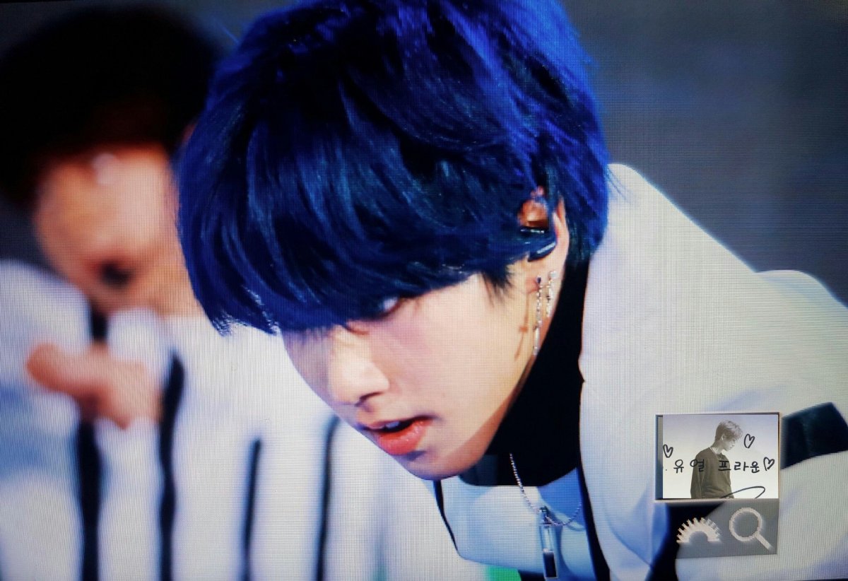 Синеволосый Джисон