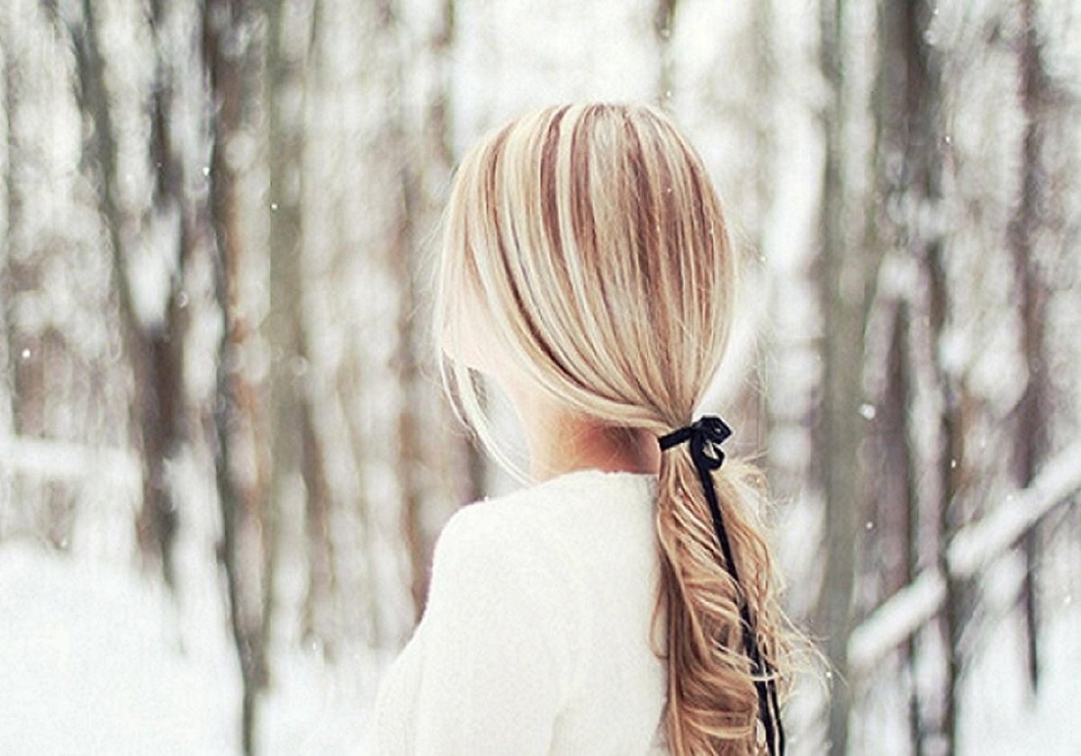 Красивые картинки блондинка средняя стрижка зимой со спины