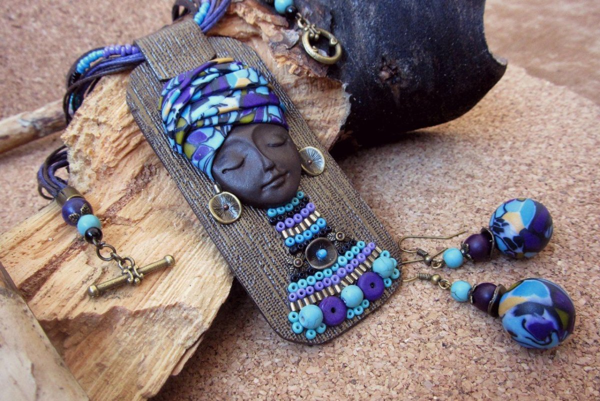 Африканские украшения из глины