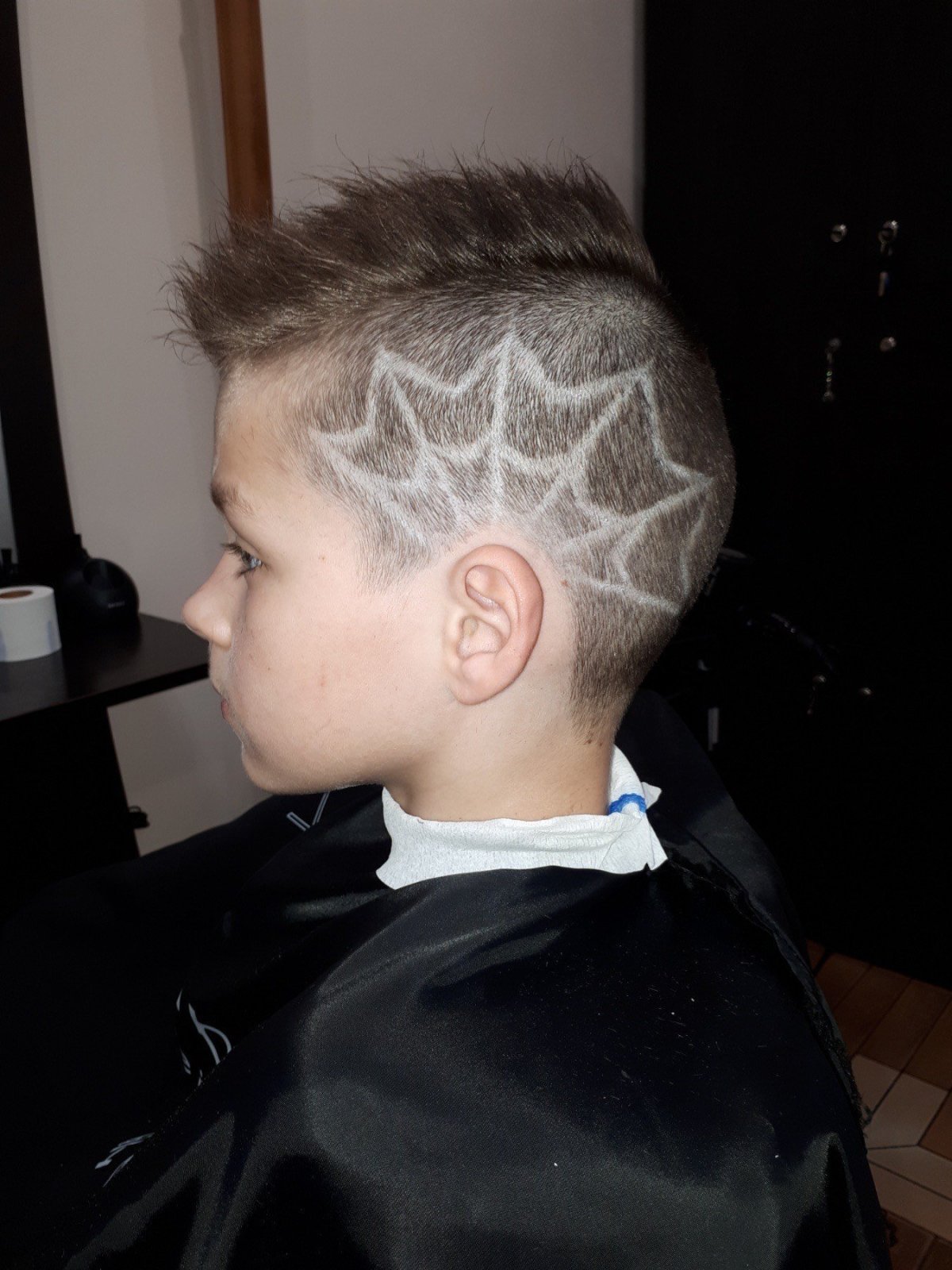 Узоры на прическах для мальчиков