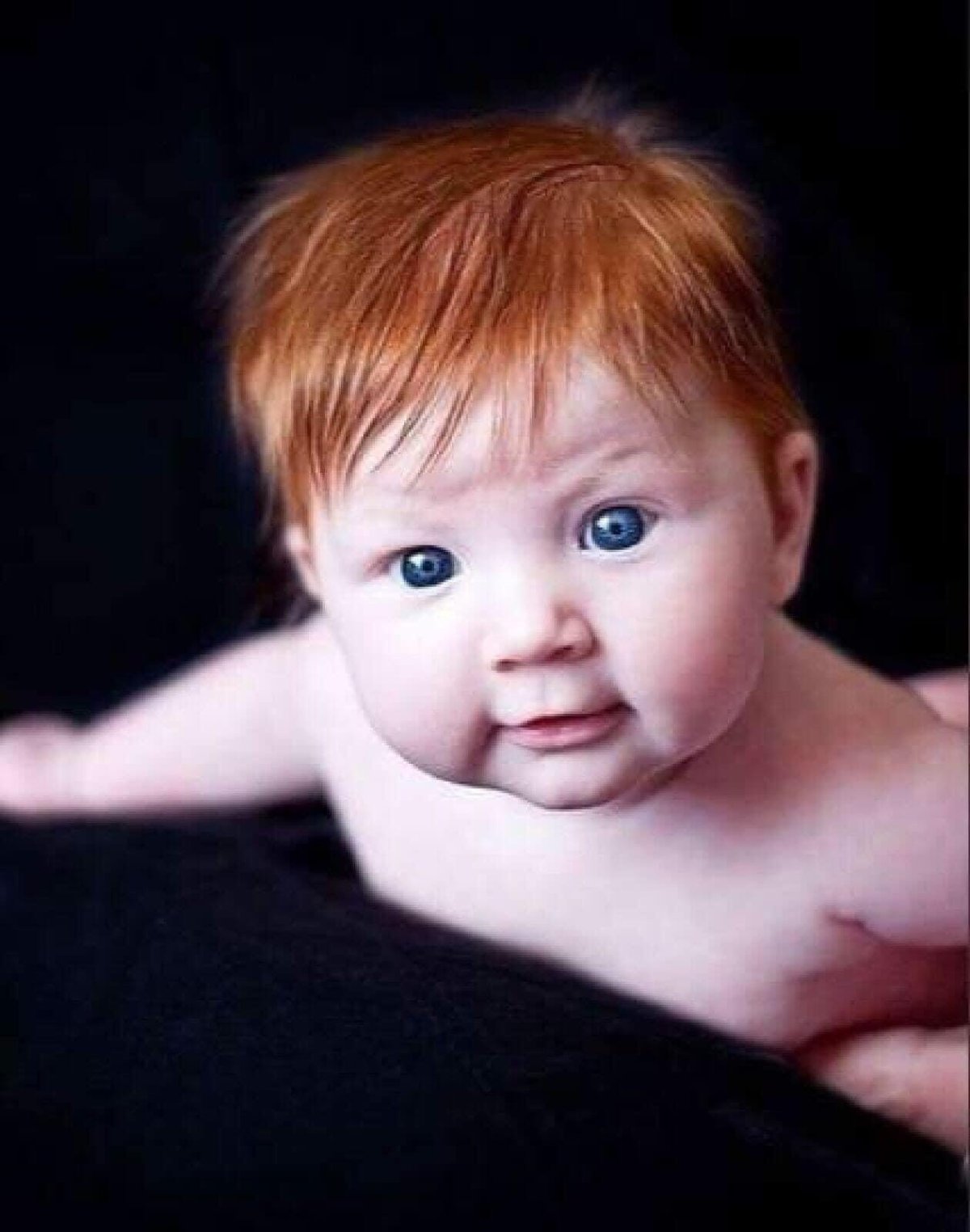 Рыжие дети с голубыми глазами