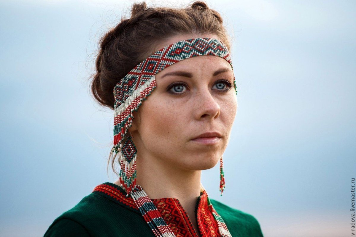 Славянский головной убор очелье