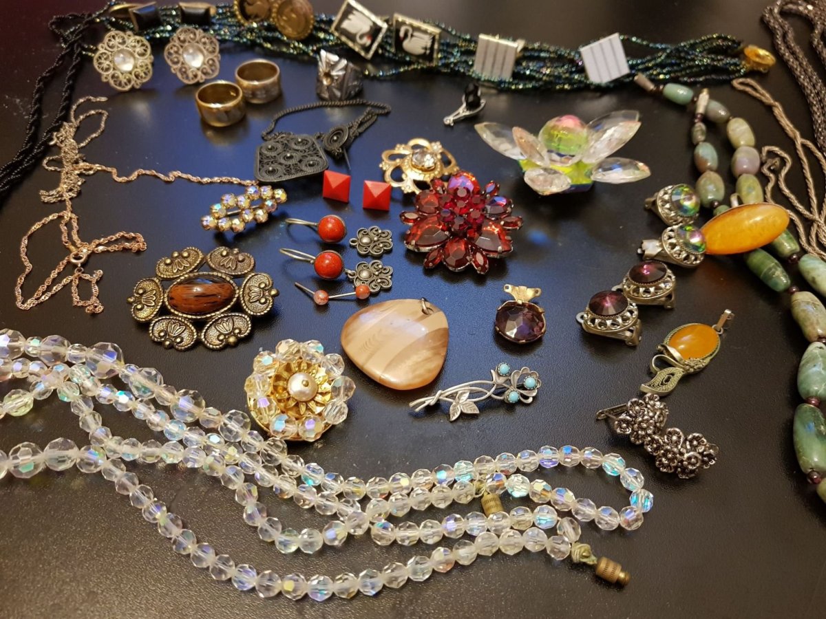 Украшения бижутерия