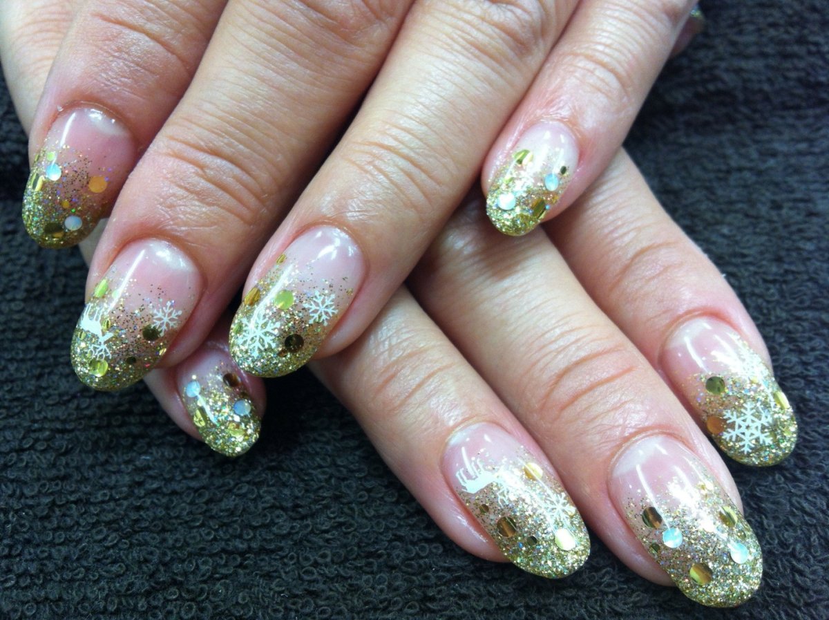 Маникюр аквариумный новогодний