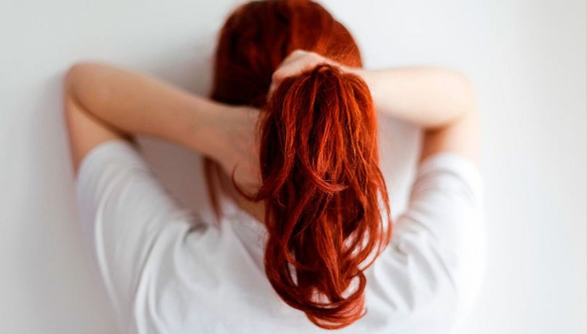 Рыжие волосы со спины Эстетика