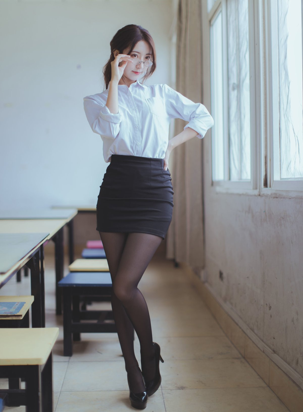「人气coser Office